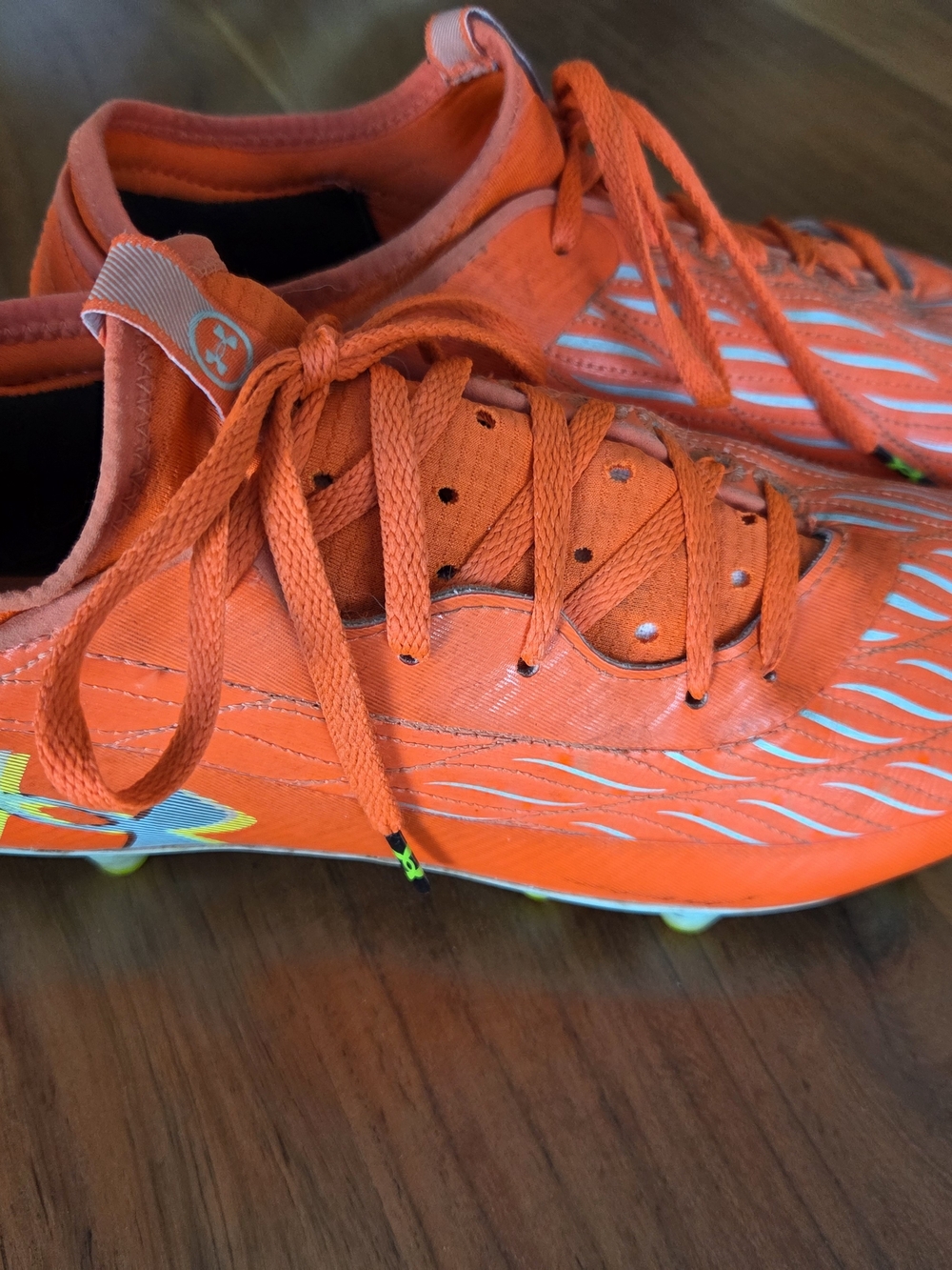 UNDER ARMOUR
Under Armour Men's Magnetico Select 4 Firm Ground Cleats